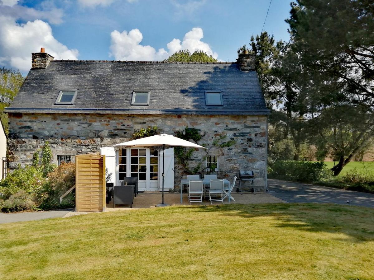 Gite De Pennenez Plomodiern Esterno foto